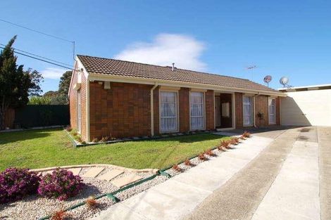 Property photo of 20 Norval Crescent Coolaroo VIC 3048