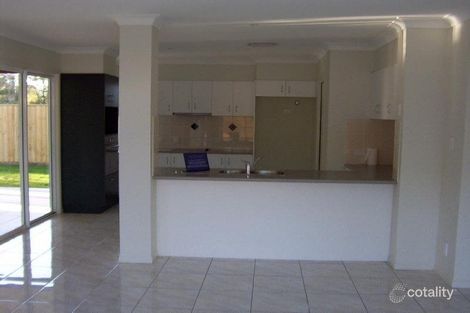 Property photo of 3 Casey Close Ormiston QLD 4160