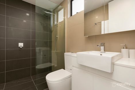 Property photo of 102/1 Faulkner Street Bentleigh VIC 3204