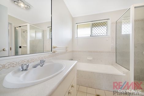 Property photo of 2 Hillmont Crescent Morayfield QLD 4506