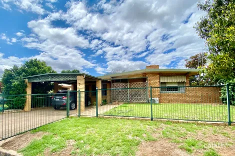 Property photo of 7 Gale Street Forbes NSW 2871