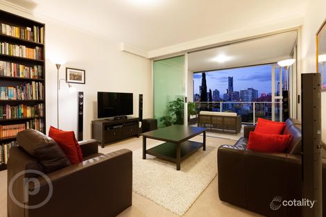 Property photo of 13/89 Lambert Street Kangaroo Point QLD 4169