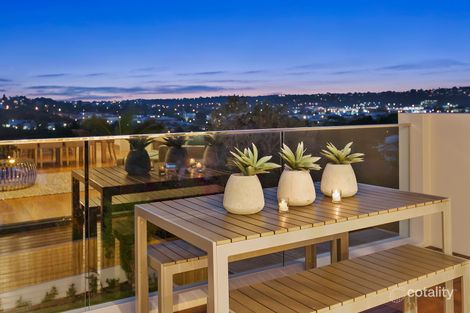 Property photo of 35 Jocelyn Street North Curl Curl NSW 2099