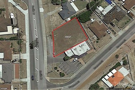 3 Seville Dr, Seville Grove, WA 6112
