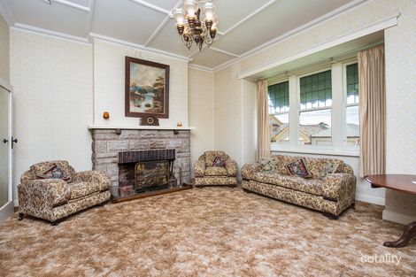 Property photo of 17 McCarron Parade Essendon VIC 3040