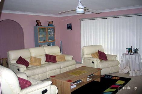 Property photo of 10 Baralga Close Niagara Park NSW 2250