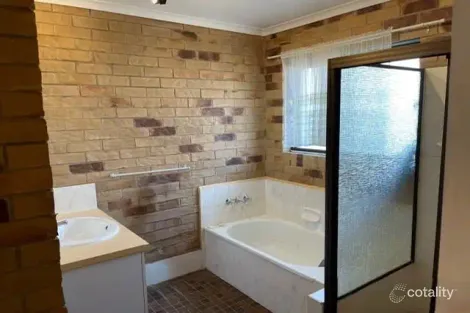Property photo of 1/1-3 Fortune Esplanade Caboolture South QLD 4510