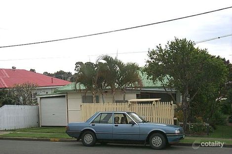 3 Fisher Ave, Southport, QLD 4215