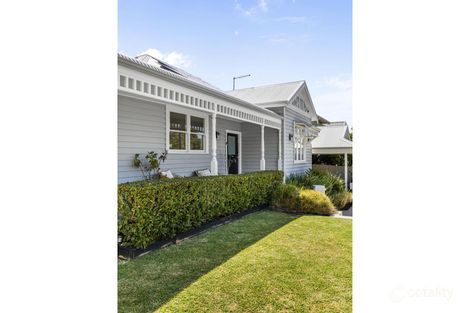 Property photo of 32 Devon Road Swanbourne WA 6010