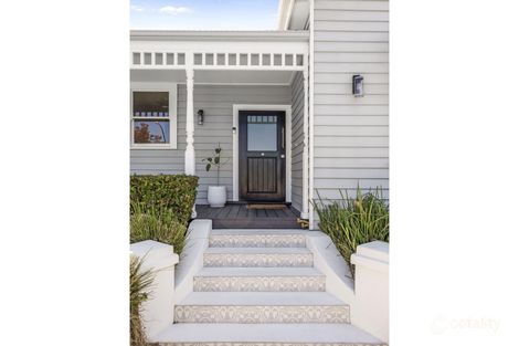 Property photo of 32 Devon Road Swanbourne WA 6010