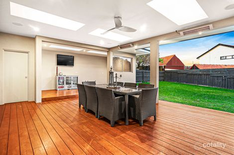 Property photo of 1 Emu Court Dandenong North VIC 3175