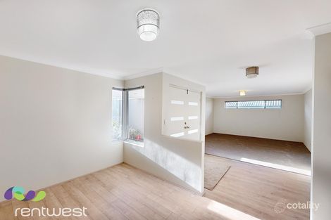 Property photo of 7 St Pierre Loop Meadow Springs WA 6210