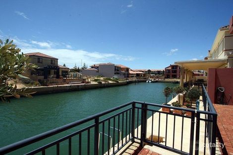 8/5 Westview Pde, Wannanup, WA 6210