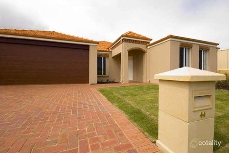 Property photo of 44 Crosthwait Circle Tapping WA 6065