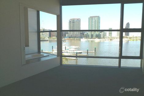 Property photo of 122 Newquay Promenade Docklands VIC 3008