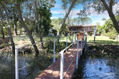 Property photo of 23 Riversleigh Road Beachmere QLD 4510