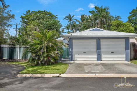 Property photo of 1 Feathertop Close Smithfield QLD 4878