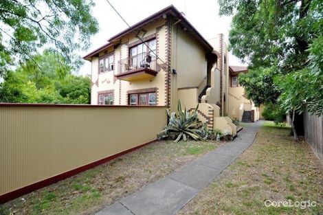 Property photo of 2/554 Dandenong Road Caulfield North VIC 3161