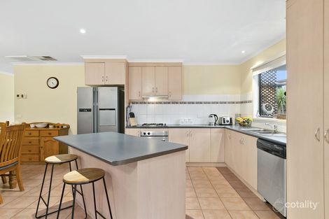 Property photo of 2 Rowena Place Mount Martha VIC 3934
