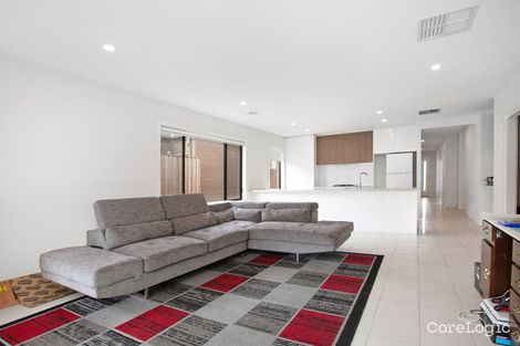 Property photo of 25 Mietta Terrace Greenvale VIC 3059