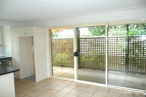 Property photo of 2/17 Wyndham Avenue Southport QLD 4215