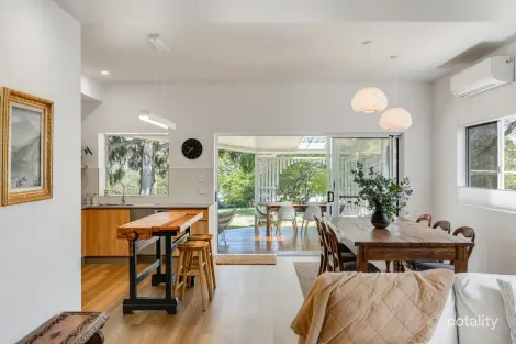 151 Mackenzie St, East Toowoomba, QLD 4350