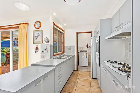 Property photo of 44 Hollings Drive Kiama Downs NSW 2533