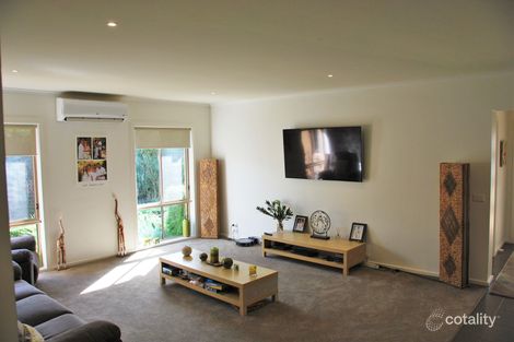 Property photo of 10 McMaster Court Foster VIC 3960