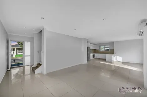 Property photo of 2 Red Robin Road Truganina VIC 3029