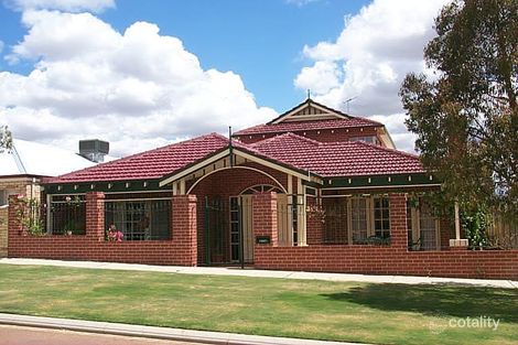 11 St Pauls Cres, Joondalup, WA 6027