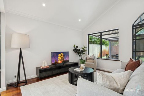 Property photo of 23 Crawshaw Crescent Manning WA 6152