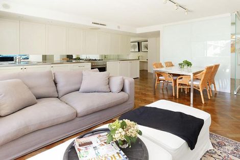 Property photo of 21/6 Greenknowe Avenue Elizabeth Bay NSW 2011