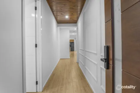 Property photo of 29 Paskas Drive Fraser Rise VIC 3336