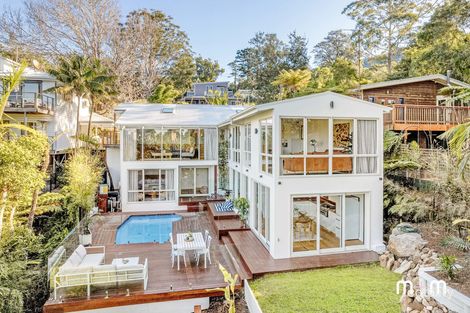 Property photo of 13 Treetop Glen Thirroul NSW 2515