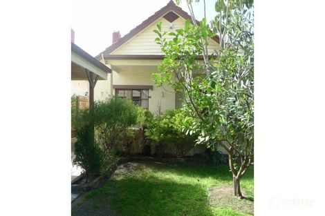 15 Kingsley St, Elwood, VIC 3184