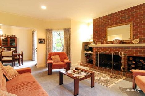 Property photo of 9 Fielden Close Mooroolbark VIC 3138