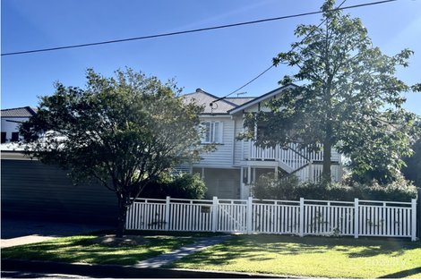 109 Lutzow St, Tarragindi, QLD 4121