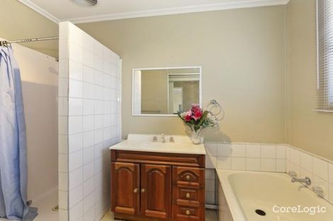 Property photo of 1 Beech Court Corio VIC 3214