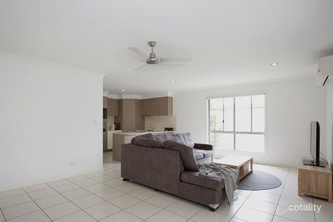Property photo of 1/31 Makybe Diva Drive Ooralea QLD 4740