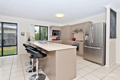 7 Amity Ct, Sandstone Point, QLD 4511