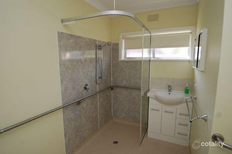Property photo of 19 Park Crescent Wangaratta VIC 3677