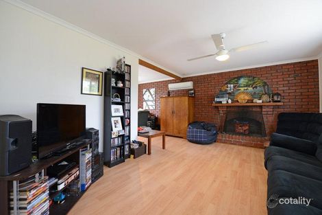 Property photo of 2 Peregrine Place Carrum Downs VIC 3201