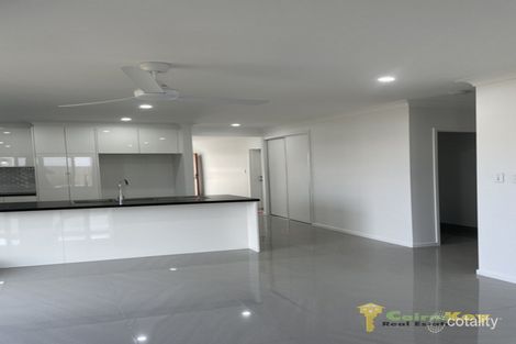 Property photo of 7 Wattledale Bend Trinity Beach QLD 4879