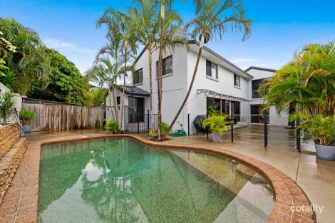 1/20 Howard St, Runaway Bay, QLD 4216