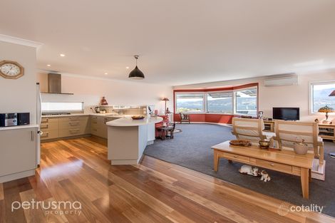 Property photo of 711 Oceana Drive Tranmere TAS 7018