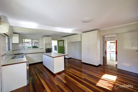 6 Barnes St, Svensson Heights, QLD 4670