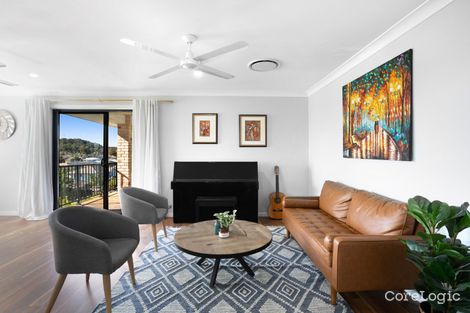 Property photo of 1 Maroubra Close Wadalba NSW 2259