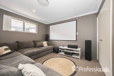 Property photo of 102 Semerwater Crescent Aveley WA 6069