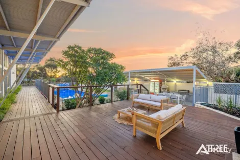 Property photo of 135 Bruns Drive Darling Downs WA 6122