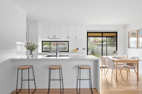 Property photo of 14 Wimmera Crescent Keilor Downs VIC 3038